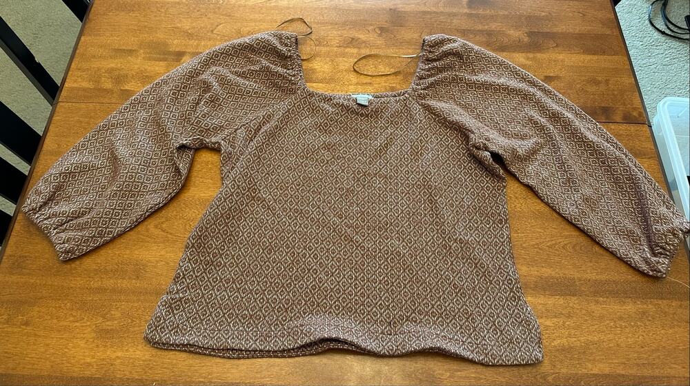 Falls Creek Women’s Medium Off the Shoulder Brown Jacquard Knit Top